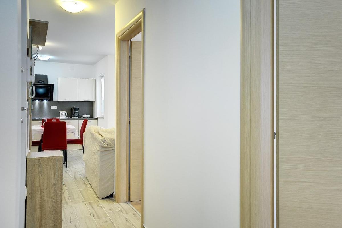 Apartments Elviana Pula Zewnętrze zdjęcie