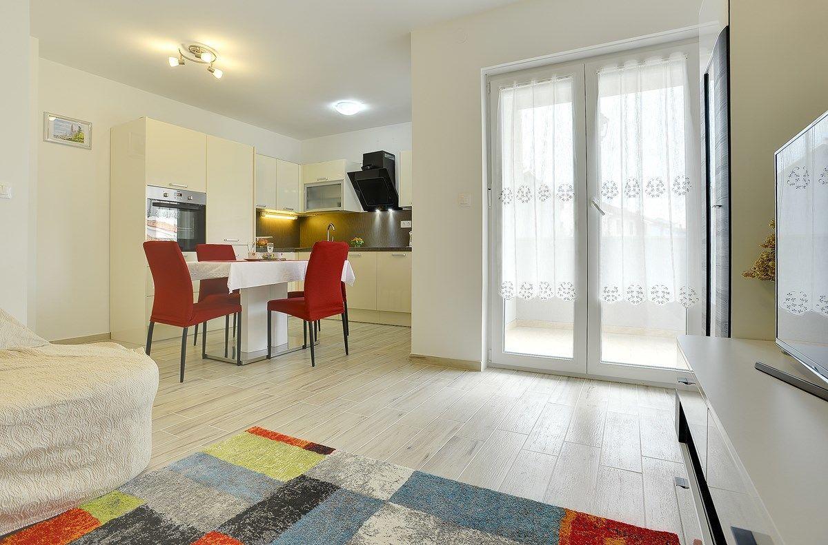Apartments Elviana Pula Zewnętrze zdjęcie