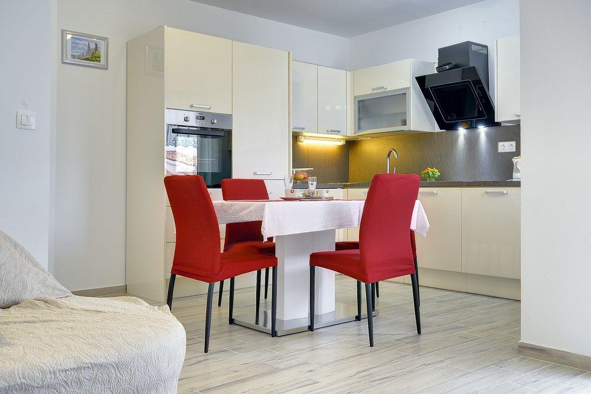 Apartments Elviana Pula Zewnętrze zdjęcie
