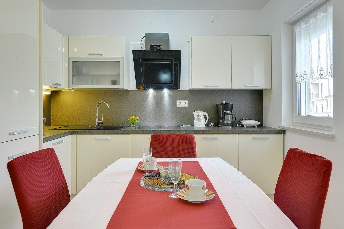 Apartments Elviana Pula Zewnętrze zdjęcie